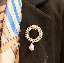 İncili Zirkon Taşlı Altın Renk Broş