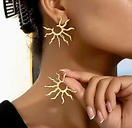 Çelik Gold Renk Çivi Kilitli Güneş Küpe