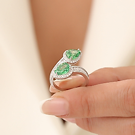 925 Ayar Gümüş Yeşil Zümrüt Zirkon Taşlı Rodyumlu Damla Model Ayarlanabilir Yüzük