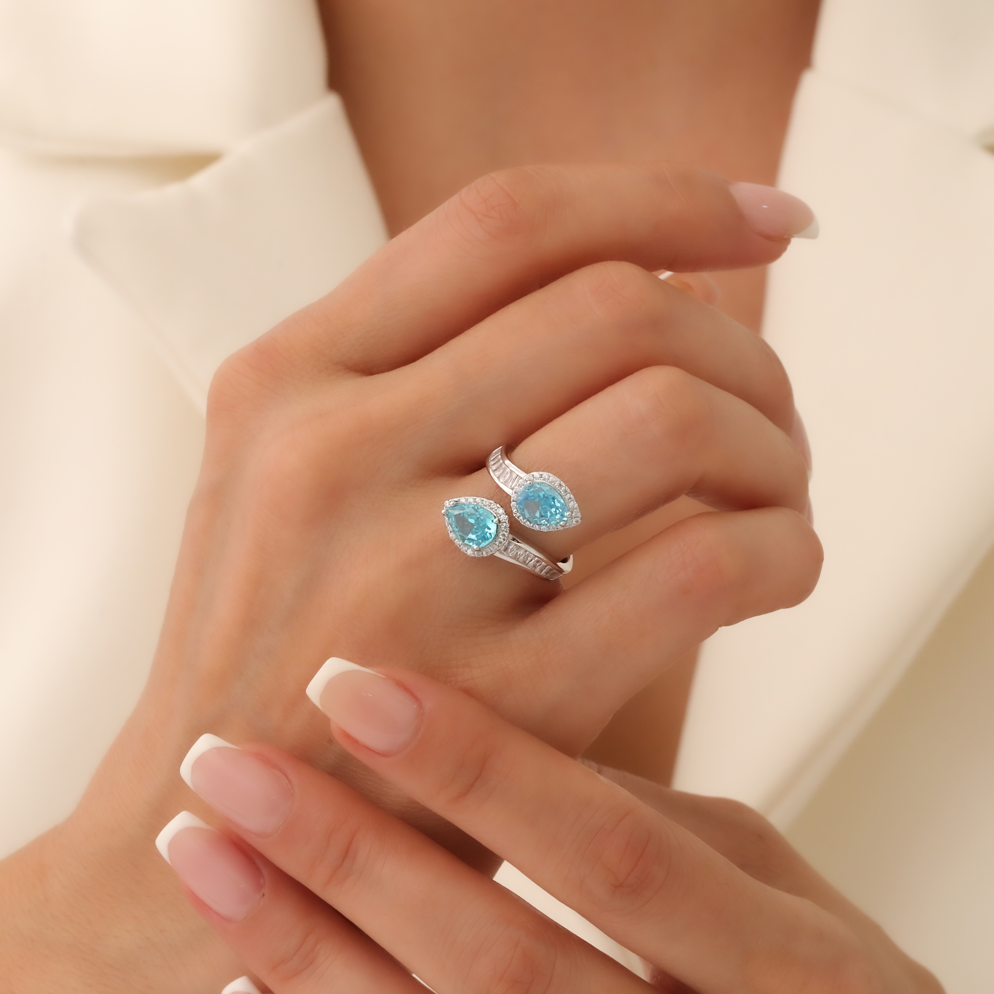 925 Ayar Gümüş Mavi Aquamarine Zirkon Taşlı Rodyumlu Damla Model Ayarlanabilir Yüzük