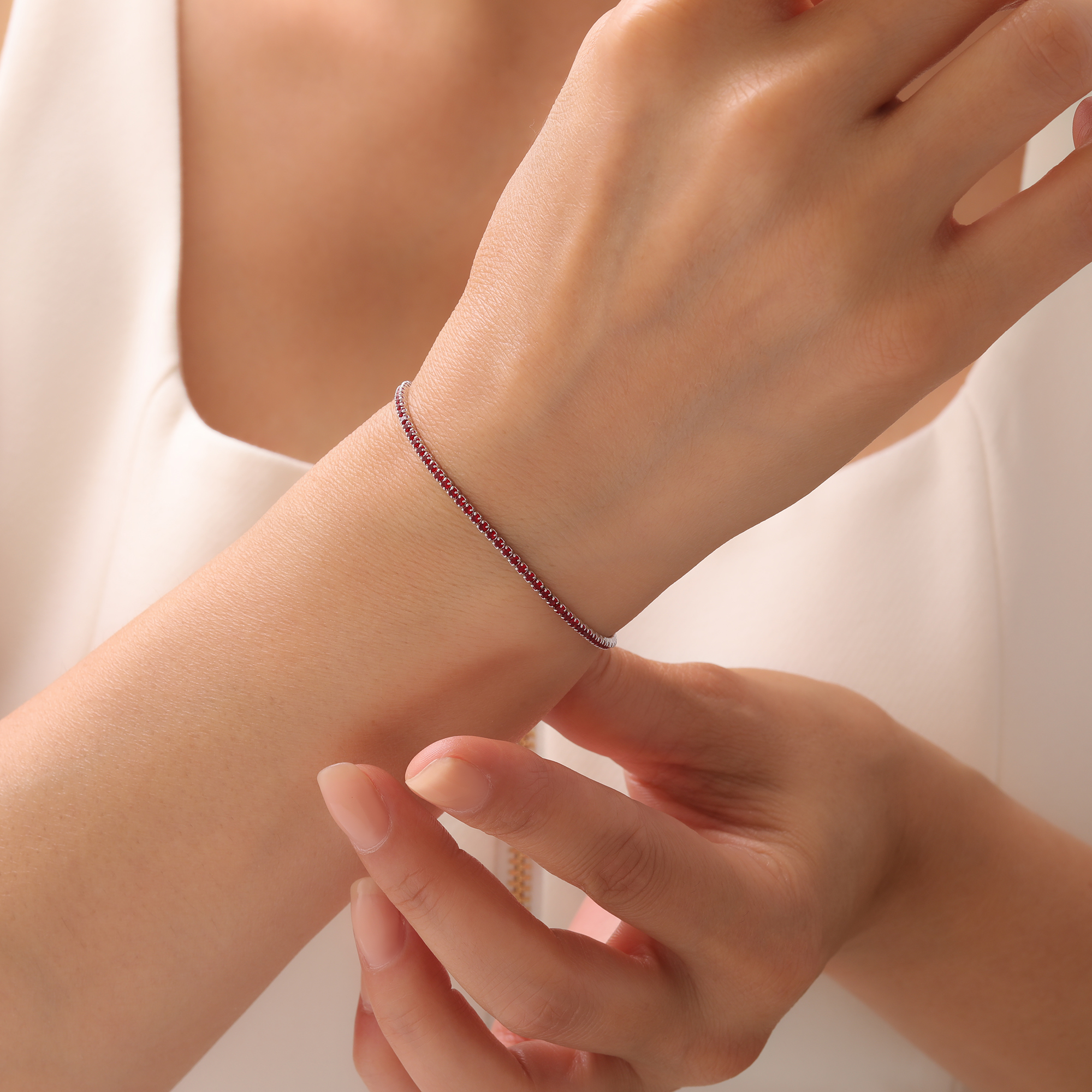 925 Ayar Gümüş Kırmızı Zirkon Taşlı Ayarlanabilir Rodyumlu Suyolu Bileklik